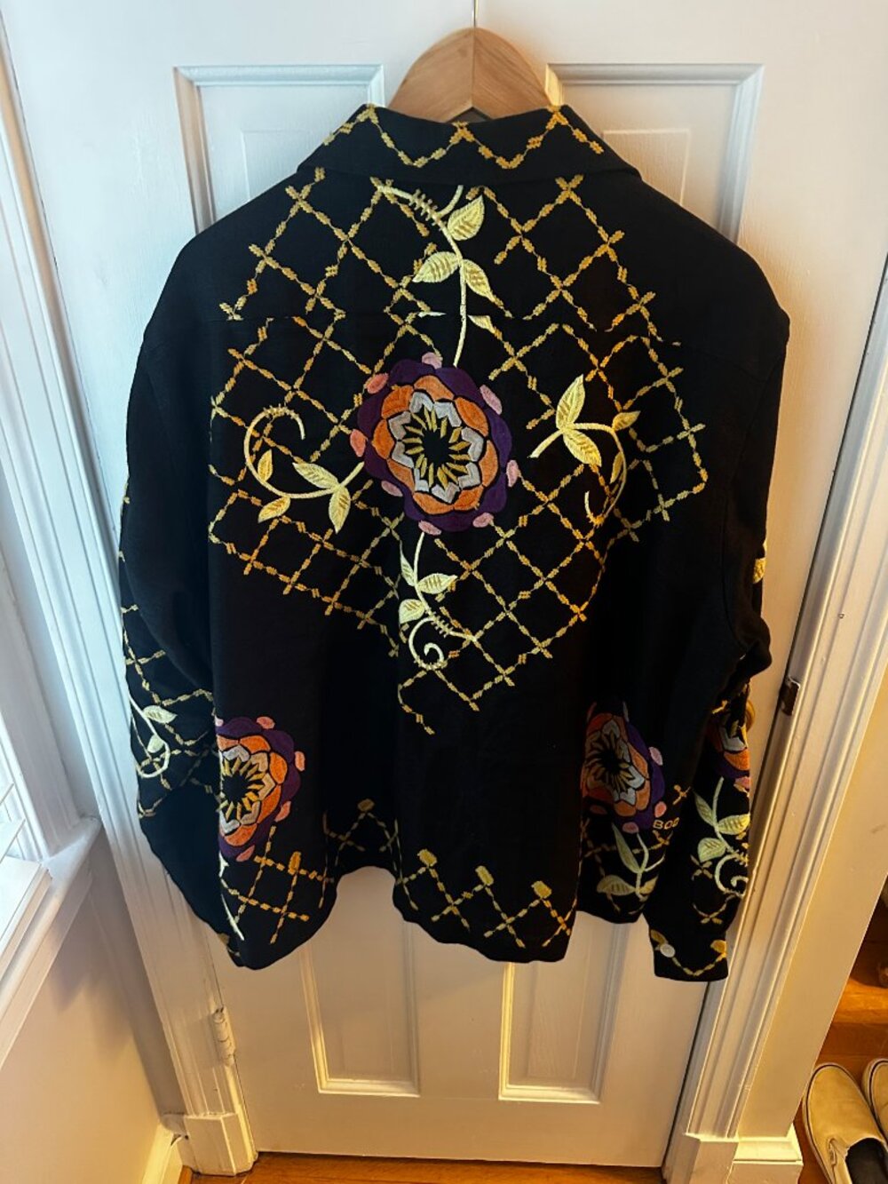 BODE Linen LS embroidered button down - Picture 3 of 4